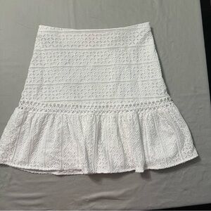 Lilly Pulitzer White Eyelet Lace Skirt Size 10 Peplum Hem Lined Beach Bohemian